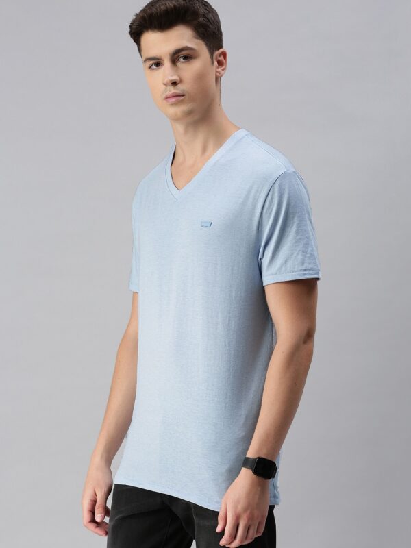 Levi 300LS V Neck Tee - Image 5