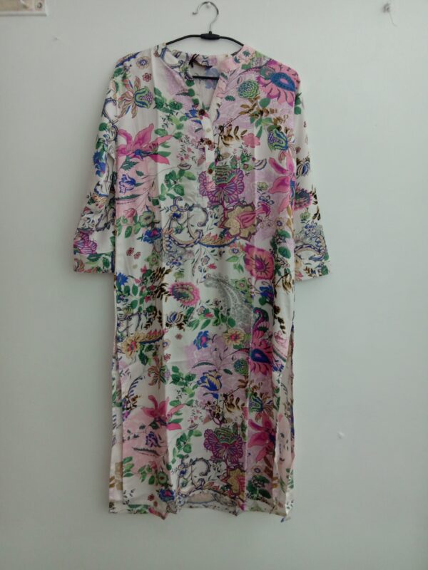 Ultra Soft Poly mix Size L Jhumko Women's Kurti